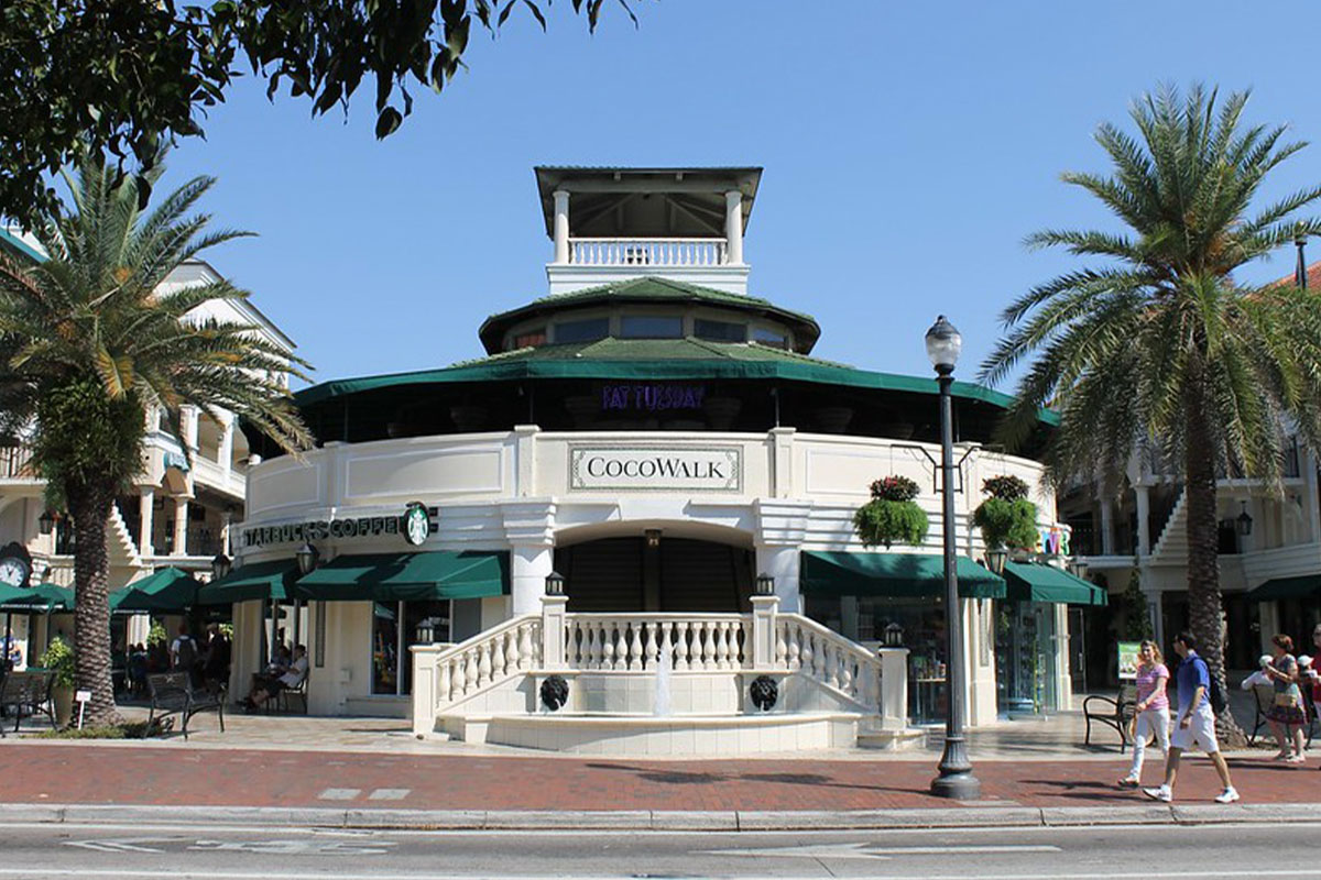 Exterior of CocoWalk building