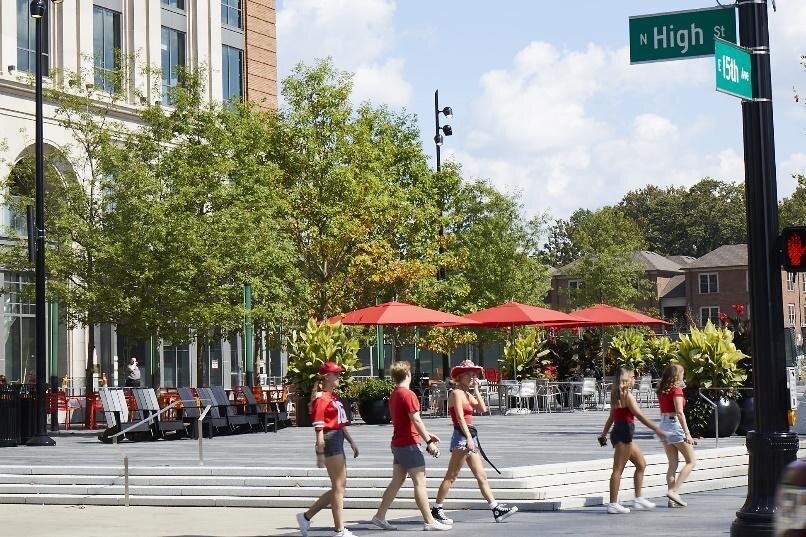 Outdoor courtyard area at University Square
