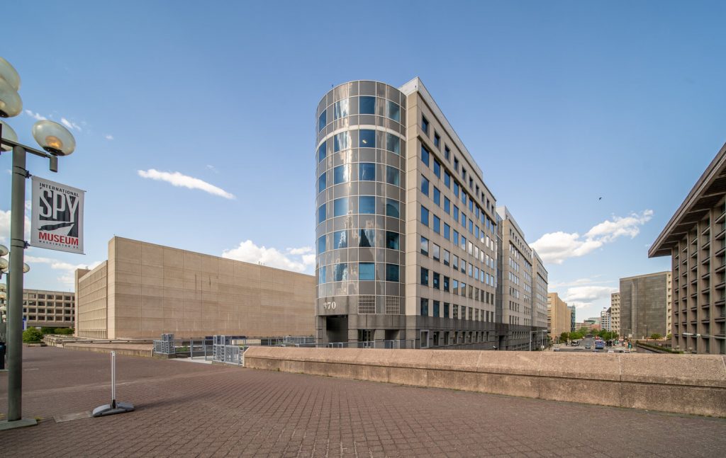 Exterior of office building at L'Enfant Plaza